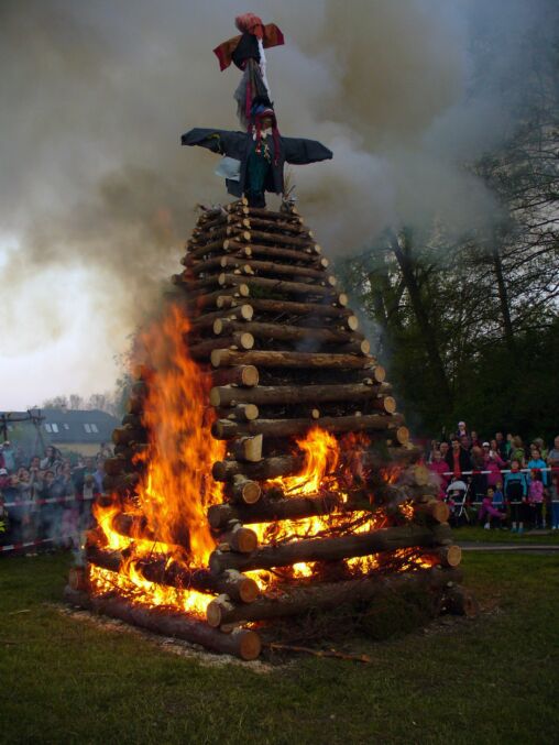 Burning witches
