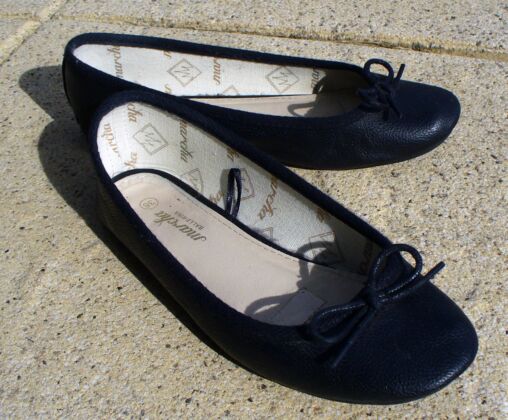 Black Ballerinas Shoes