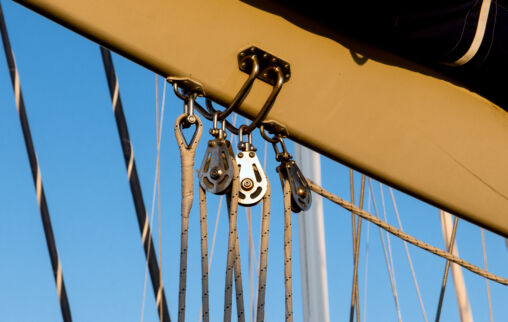 Sailboat Tackle