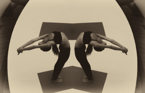 Yoga Twins