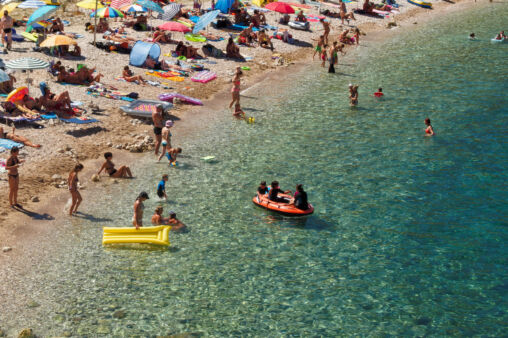 People On The Beach Potovošće